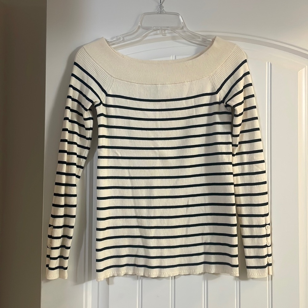 NWOT Banana Republic Lightweight Sweater